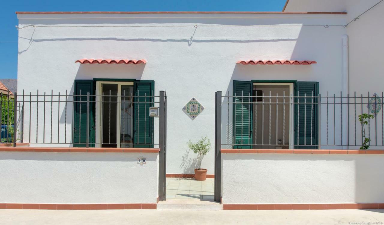 Вилла Casa Martini Mondello Палермо Экстерьер фото